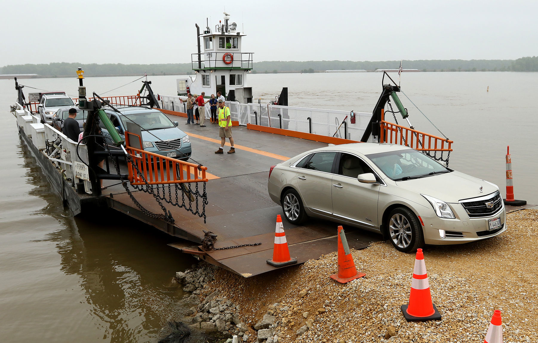 061218-qct-qca-Sabula-Ferry-009